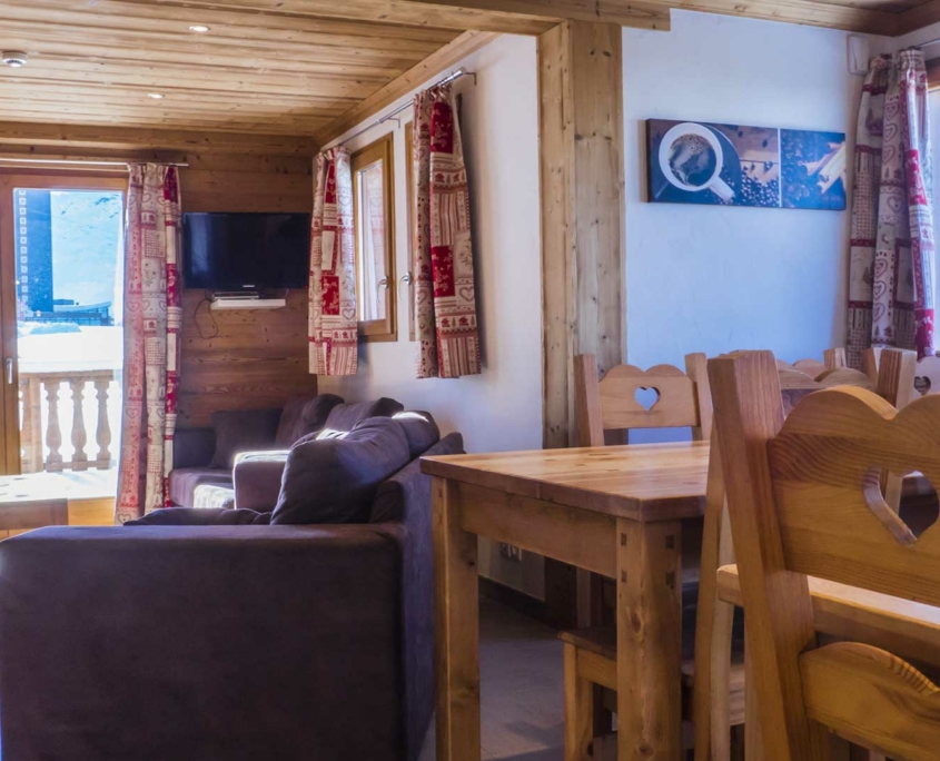 EGLANTIER – CHALET 20 PERSONNES LES MENUIRES